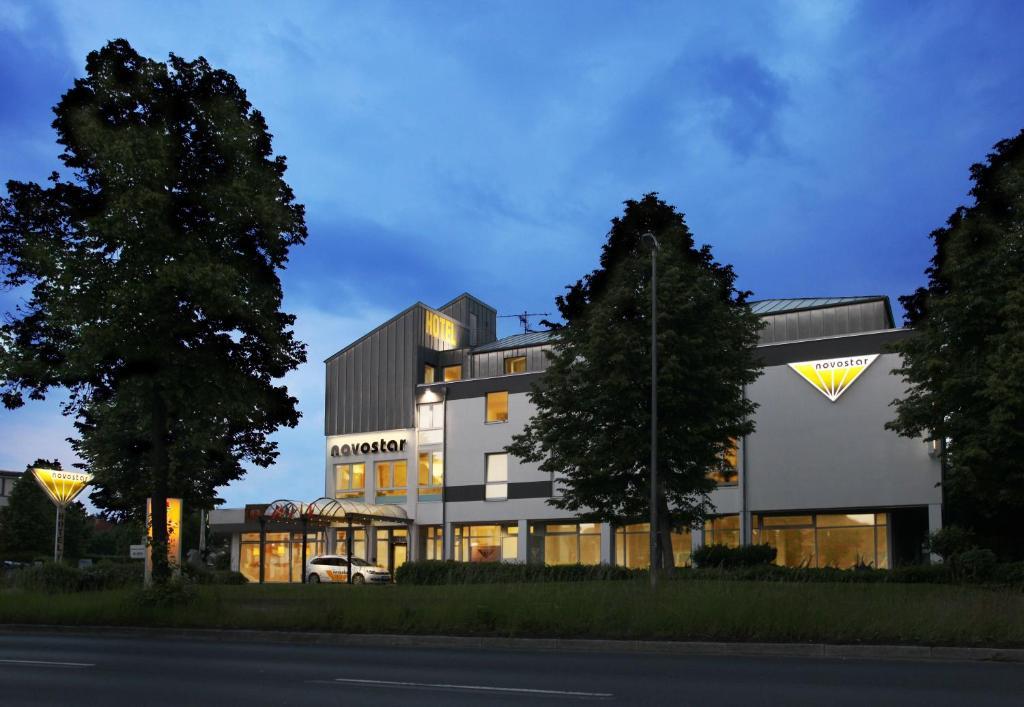 Hotel Novostar Göttingen Exteriör bild