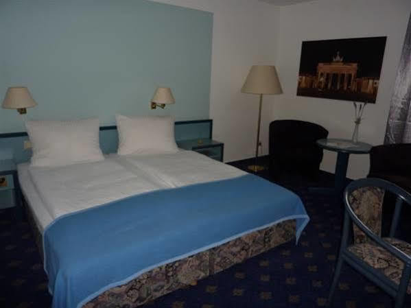Hotel Novostar Göttingen Exteriör bild