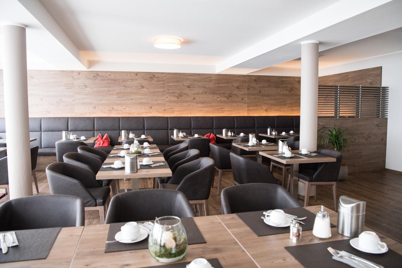 Hotel Novostar Göttingen Exteriör bild